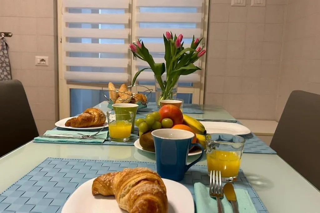 Casa Ambra, 50M Vom Comer See, 2 Private Parkplaetze تريميتْسّو بيت للعطل