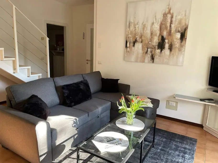 Casa Ambra, 50M Vom Comer See, 2 Private Parkplaetze تريميتْسّو إيطاليا